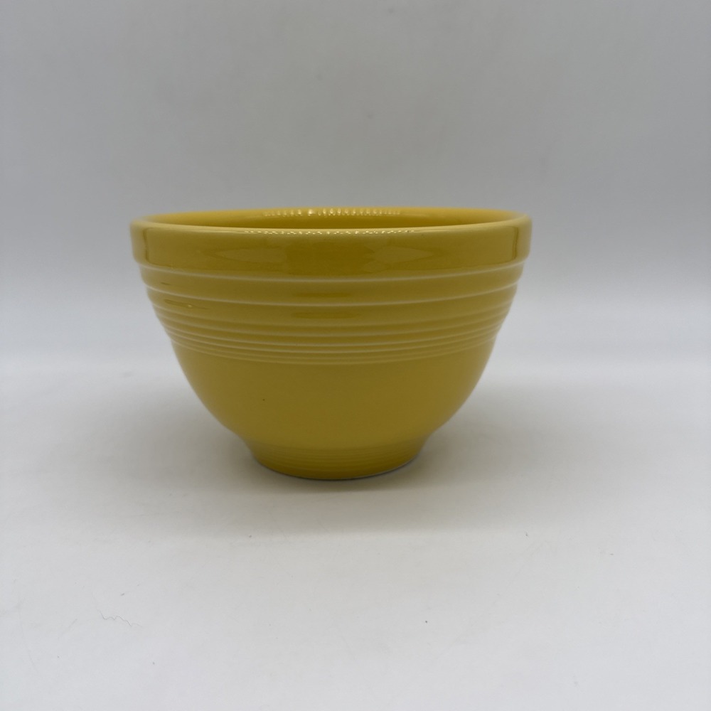 Vintage Fiestaware Yellow Nesting Mixing Bowl Fiesta w/ Rings ~6" Wide HLC USA
